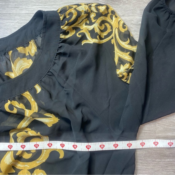 Lane Bryant Elegant Black and Gold Graphic Blouse with Relaxed Fit Size 16 - Picture 7 of 9